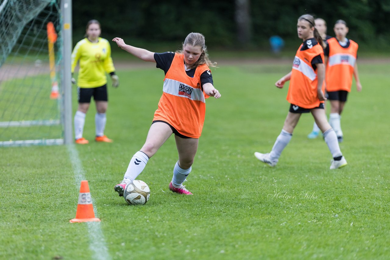 Bild 260 - Loewinnen Cup